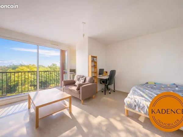 Studio 1 pièce 29 m²
