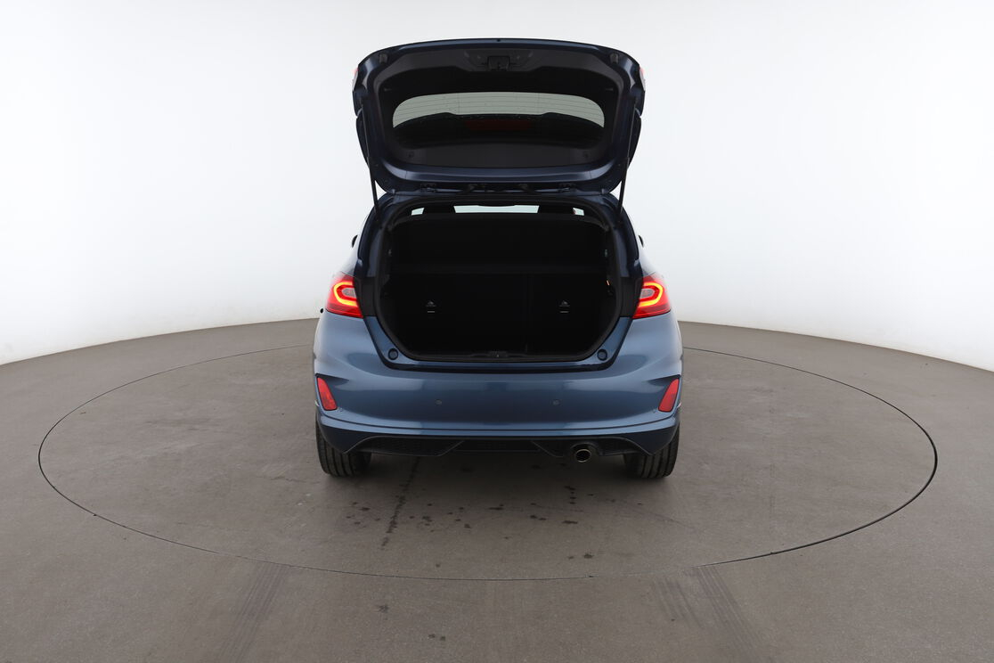 Ford Fiesta 1.0 EcoBoost mHEV ST-Line X — photo 15