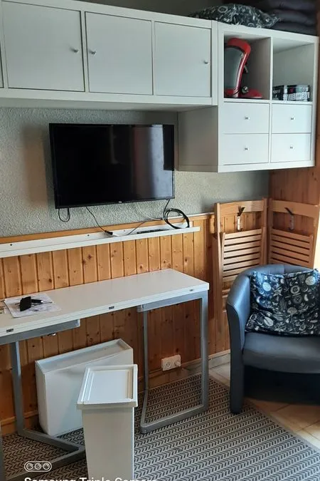 Photo 3