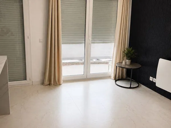 T2 48 m² avec balcon, piscine et 2 stationnements - Gex