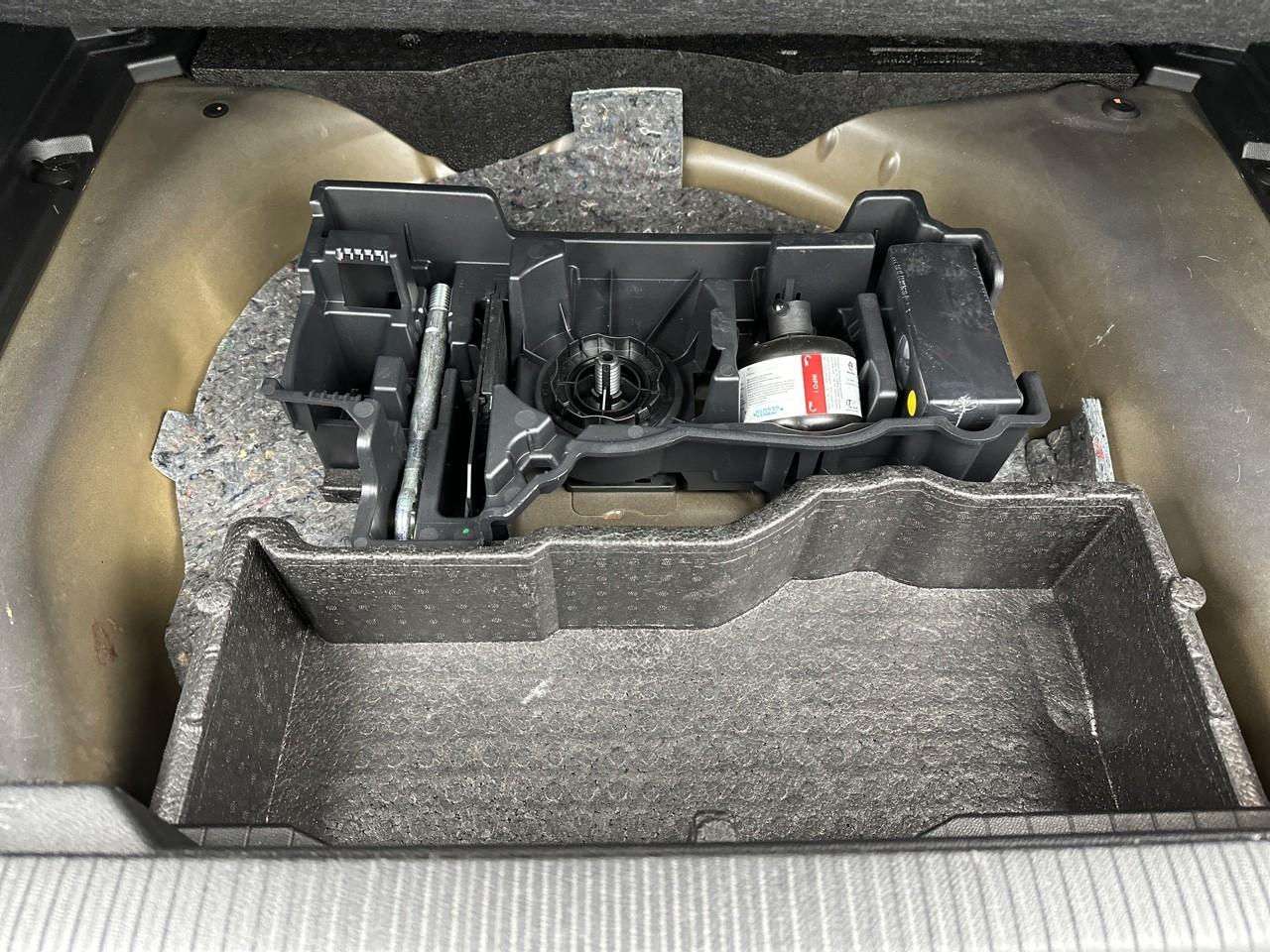 Peugeot 2008 puretech 130 s&s eat8 style — photo 35
