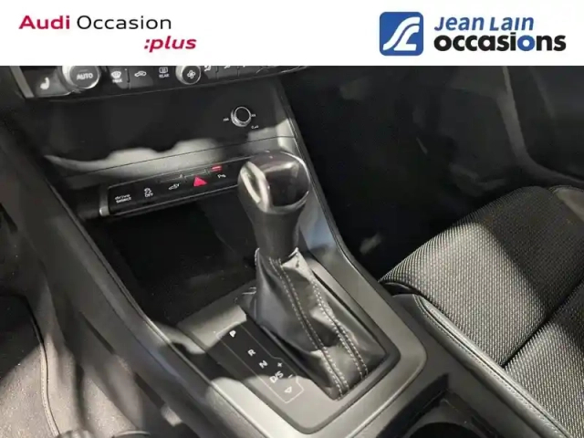 Audi Q3 sportback 45 tfsie  245 ch s tronic 6 — photo 13