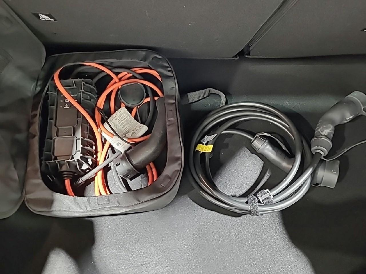 Peugeot 208 electrique 50 kwh 136ch gt — photo 17