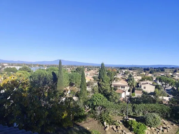 Maison 5 pièces 140 m²