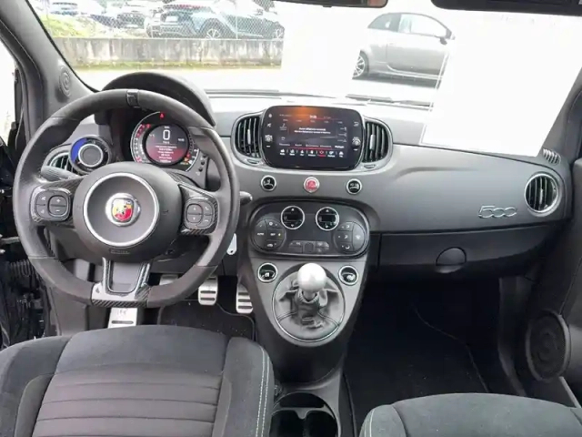 Abarth 500 695 1.4 turbo 16v t-jet 180 ch bvm5 — photo 50