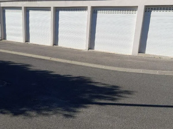 Garage à vendre