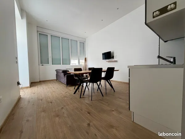 À vendre - Charmant T2 entièrement rénové à Vieux-Charmont
