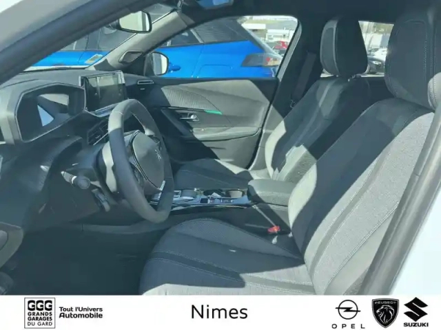 Peugeot 2008 electrique 136 ch — photo 41