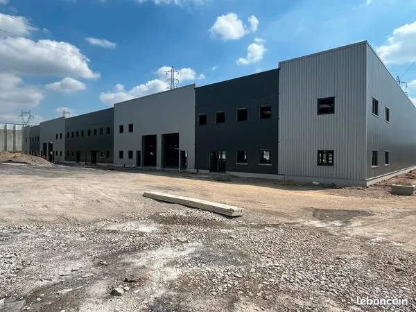 LOCAL D'ACTIVITE 5520 m² WASQUEHAL