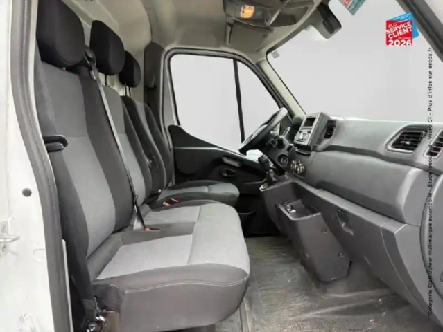 Renault Master fg f3500 l2h2 2.3 blue dci 135ch confort euro6 — photo 20