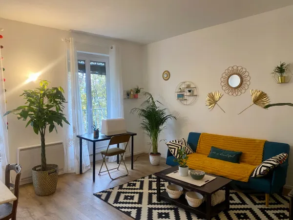 Loue appartement 42m² Lyon avril septembre