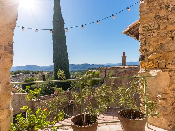 Maison d'artiste et esprit atelier en Drôme provençale
