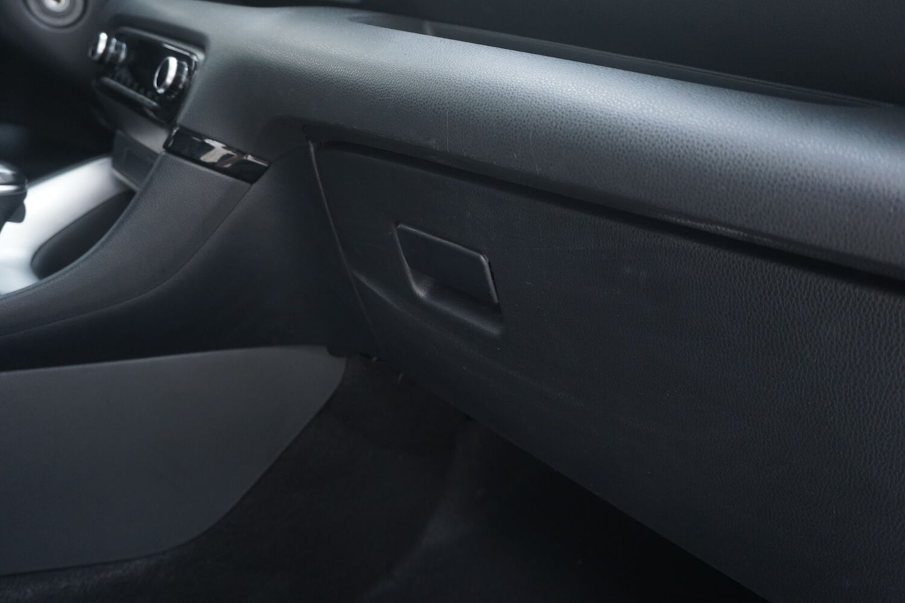 Toyota Yaris 4 — photo 9