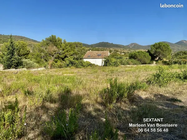 Terrain 1060 m² CASCASTEL DES CORBIERES