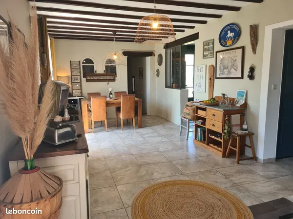 Maison meublée, 2 chambres, loyer tout compris