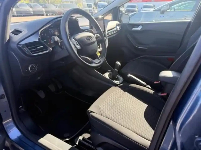 Ford Fiesta 1.1 75ch titanium business 5p — photo 13