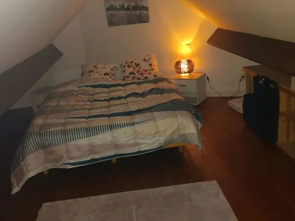 Appartement meublé duplex 50m2 - Gare Quimper - Paking privatif