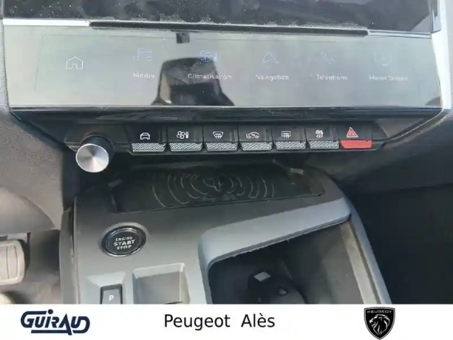 Peugeot 308 sw phev 180 e-eat8 — photo 20