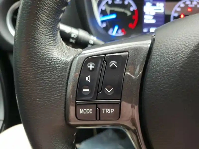 Toyota Yaris 110 vvt-i — photo 18