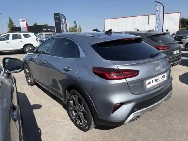 Kia Xceed 1.6 gdi 105ch + plug-in 60.5ch premium dct6 — photo 7