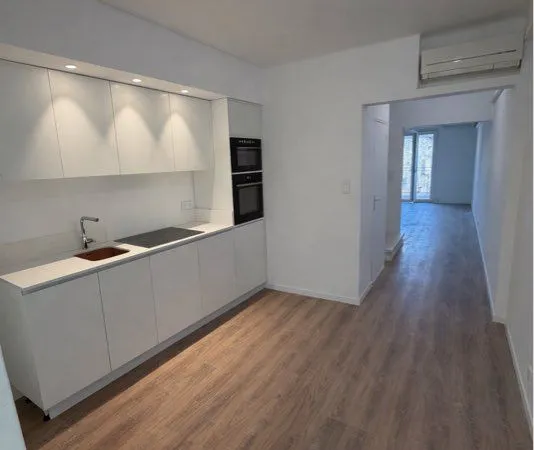Local commercial avec appartement type 3
