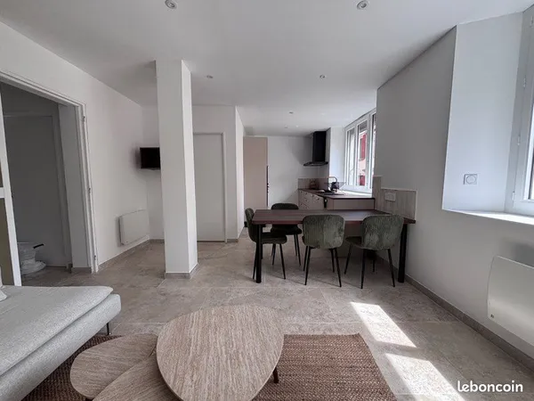 T2 meublé 52 m² - Entièrement rénové - Première location - Bagnères-de-Bigorre