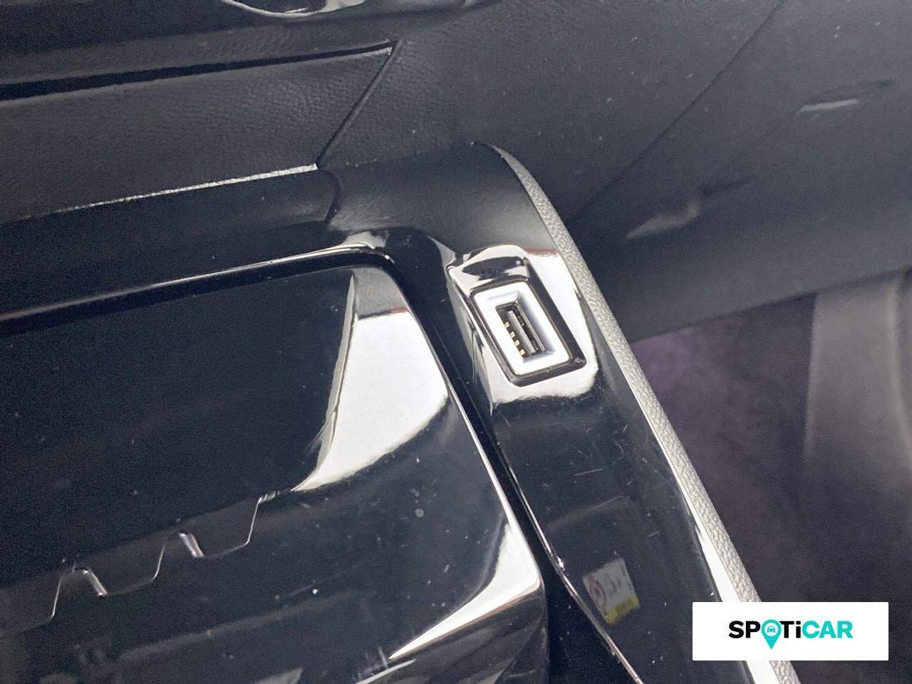 Peugeot 2008 1.2 puretech 130ch s&s gt eat8 — photo 16