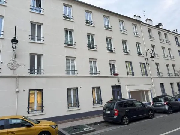 Vends appartement - 27 m² - 2 pièces, 1 chambre - Puteaux 92800