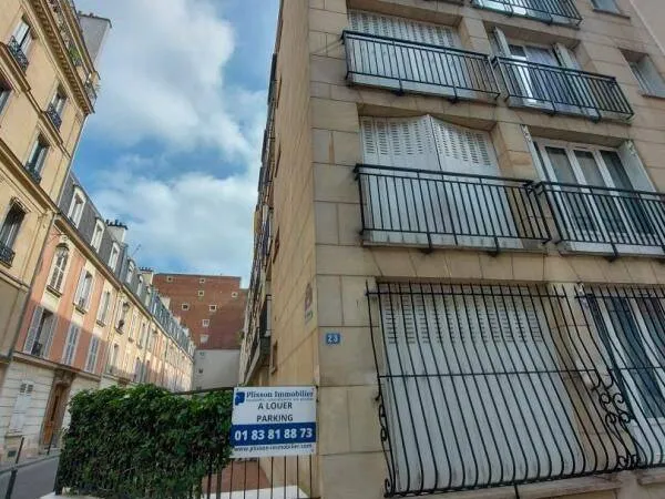 Garage et parking Location Paris 131€