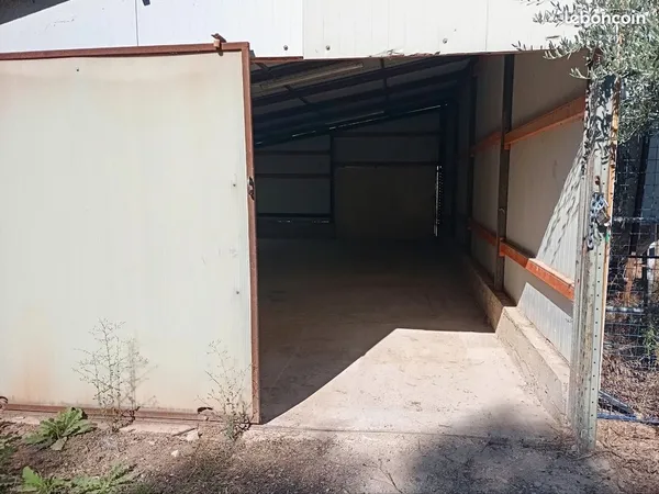Local ou hangar
