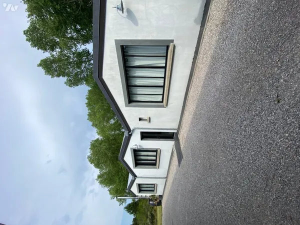 Maison 5 pièces 216 m²