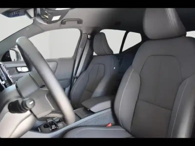Volvo Ex40 twin performance 442ch plus awd — photo 38