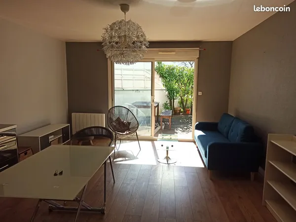 Charmant T2 meublé avec terrasse au bord de l'Erdre - Éraudière, Nantes