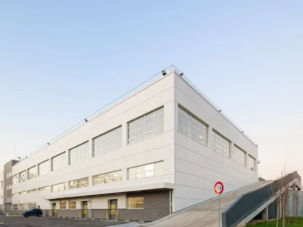 Local d'activité 6280 m²