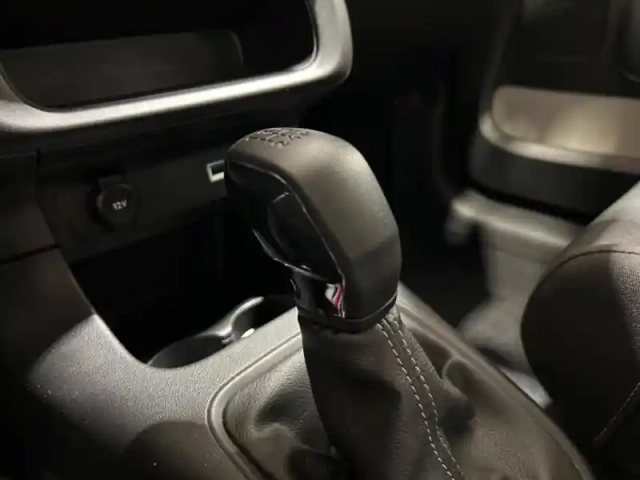 Citroën C3 puretech 82ch graphic — photo 9
