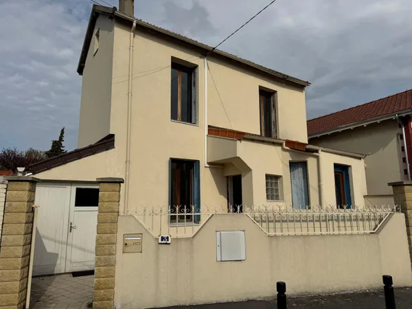 Pavillon à Pierrefite sur Seine - 93 m2