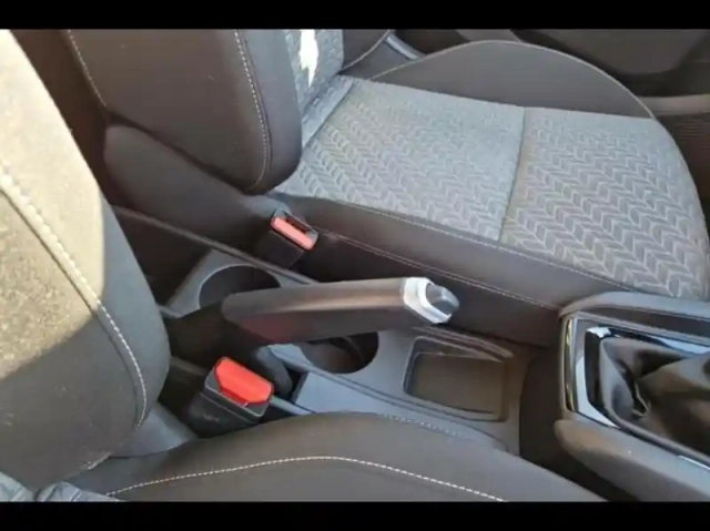 Renault Clio 1.0 tce 100ch evolution gpl — photo 15