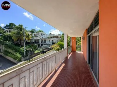 À VENDRE ENSEMBLE IMMOBILIER LE LAMENTIN