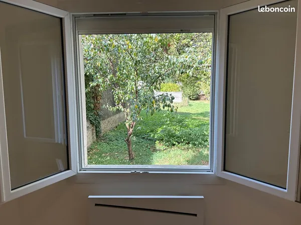 Beau Studio - Idéalement situé - Refait à neuf