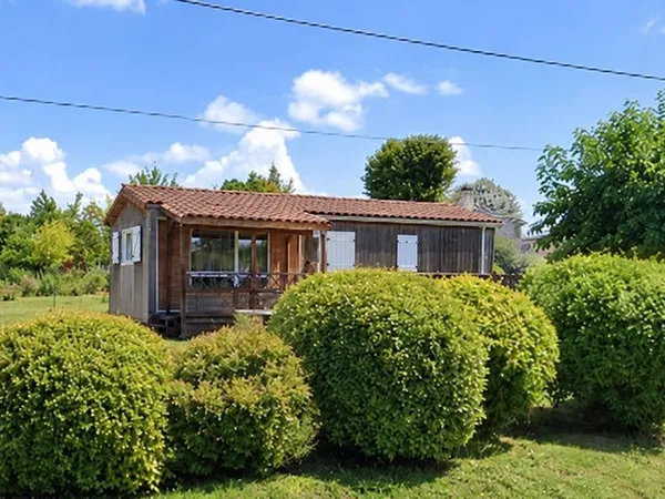 Logement atypique Vente Barbezieux-Saint-Hilaire 2p 40m² 69000€