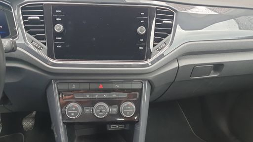 Volkswagen T-Roc 1.5 TSI 150 - Carat – 2019 – 105025 km – Essence – Boîte Manuelle — photo 29
