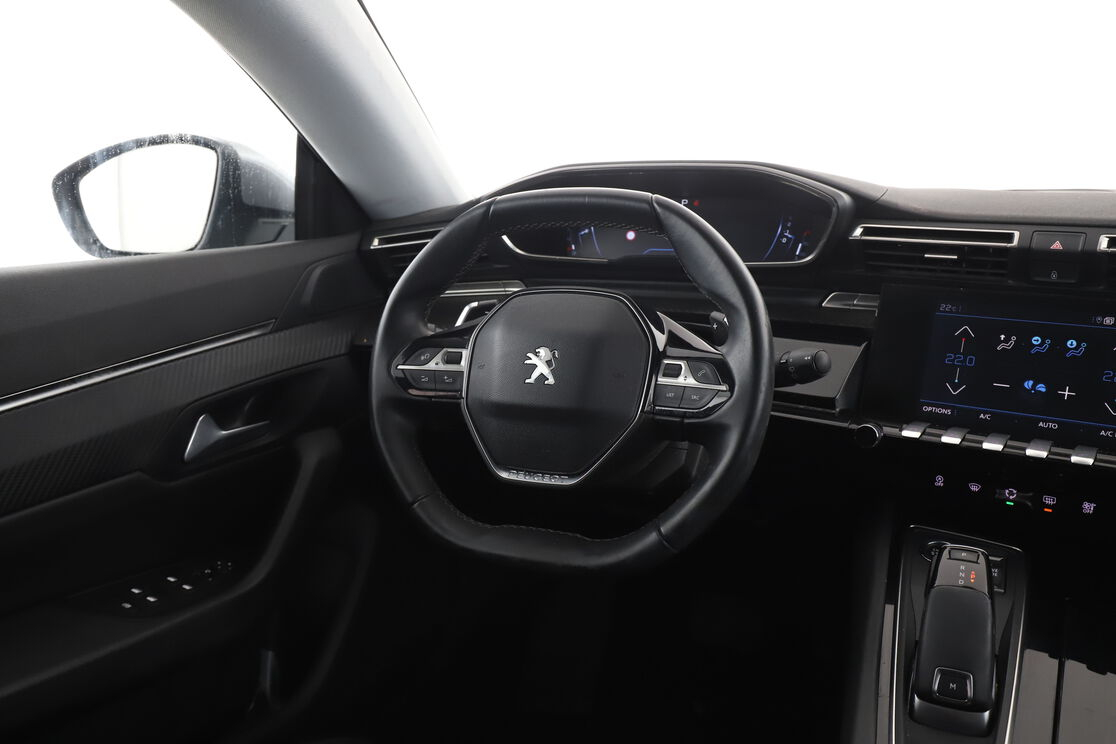 Peugeot 508 SW 1.2 PureTech Active Pack EAT8 — photo 12