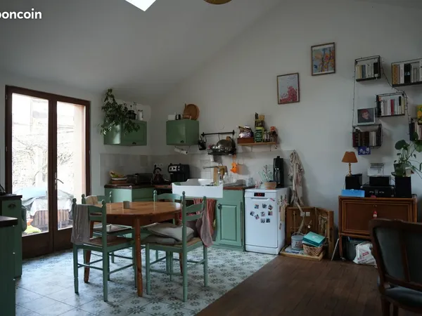 Charmante maison de famille en location meublée