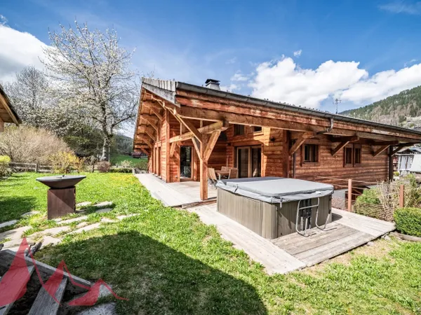 Splendide chalet ouvert sur les pistes de ski du Pleney - Morzin