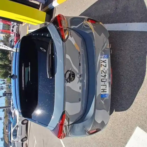 Opel Corsa 1.2 turbo hybrid 145 ch autom — photo 4