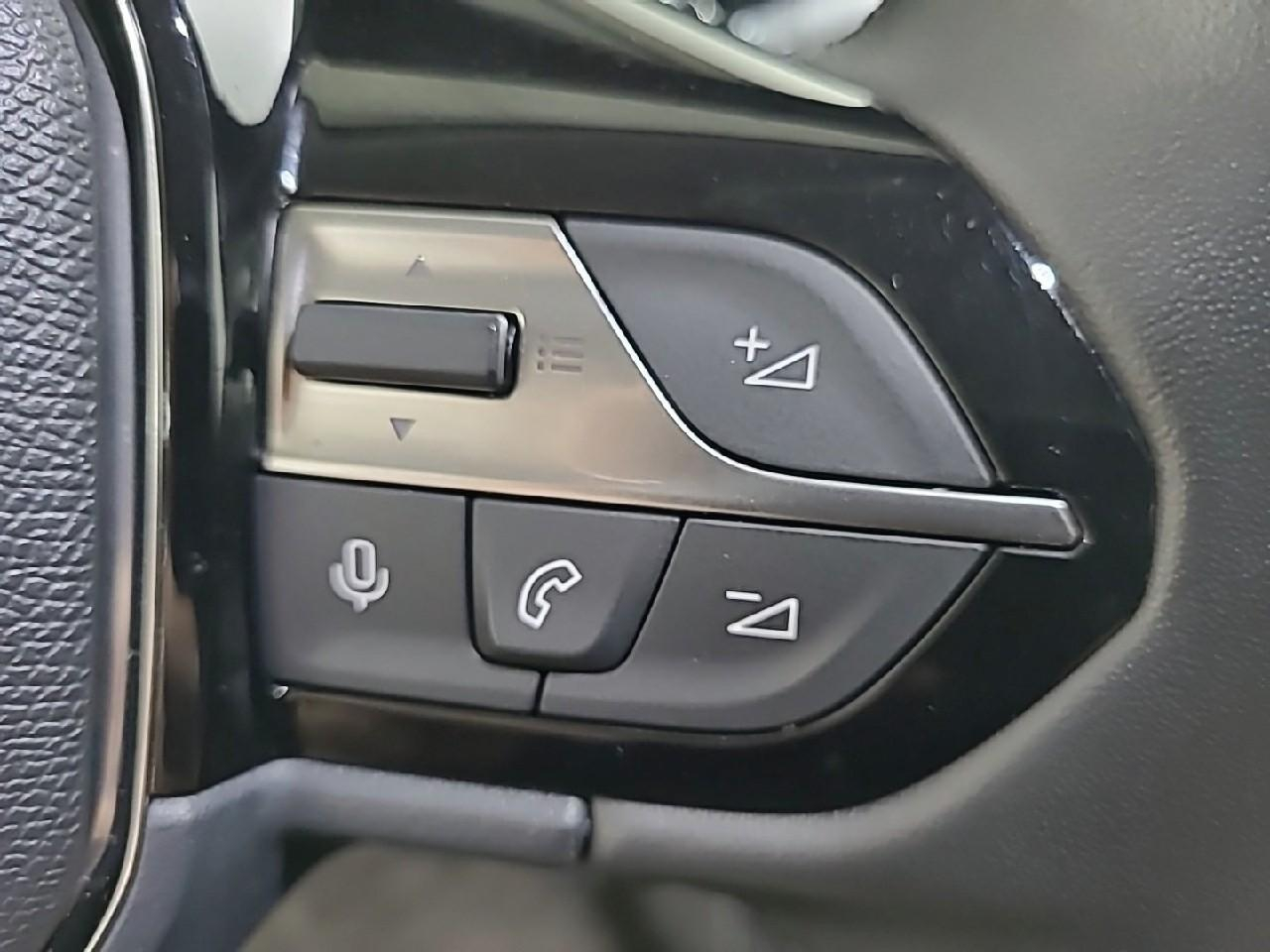 Peugeot 308 sw puretech 130ch s&s eat8 allure — photo 20