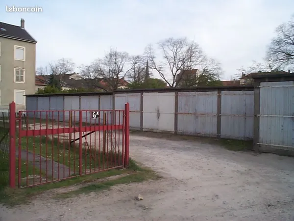 Parking/box METZ
