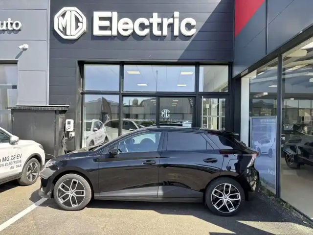 Mg Mg4 electric 64kwh - 150 kw 2wd — photo 29