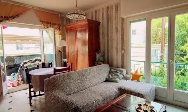 NICE - MANTEGA RIGHI 3 pièces traversant avec terrasse de 25 m² et vue dégagée
