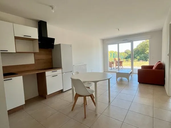 T2 MEUBLÉ NEUF 44 m² - JARDIN 58 m² - TERRASSE 21 m² - PARKING
